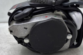Pretensionneur de ceinture avant droit PEUGEOT 208 1