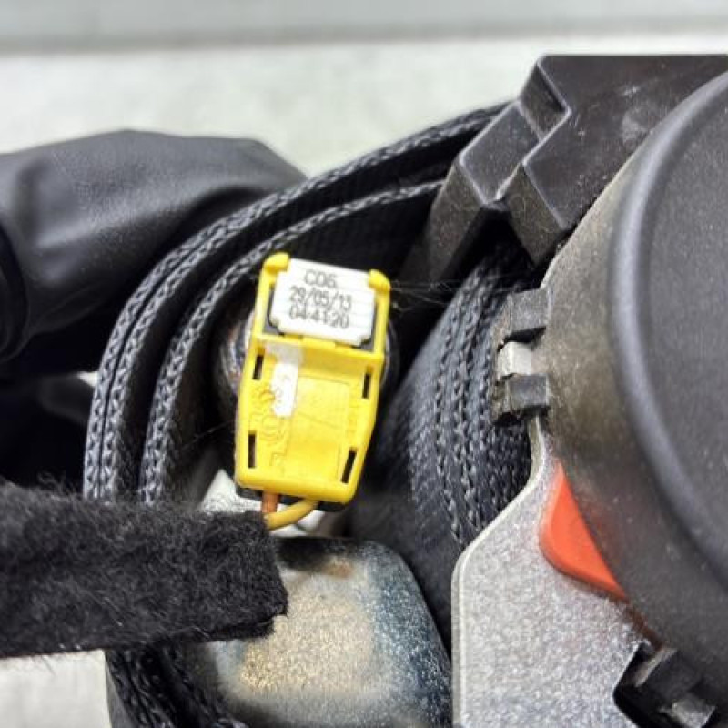 Pretensionneur de ceinture avant droit PEUGEOT 208 1 Photo n°7