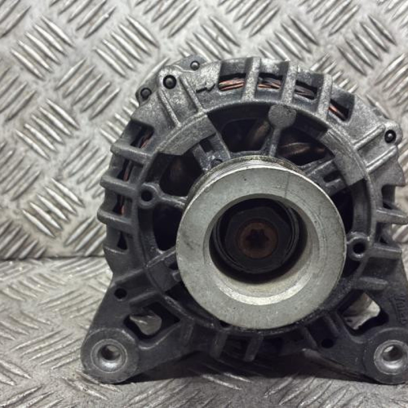 Alternateur RENAULT CLIO 3 Photo n°4