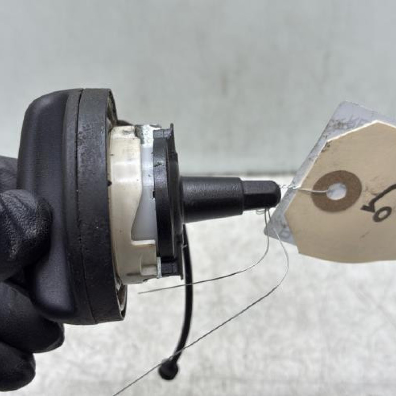 Bouchon de carburant BMW X3 F25 Photo n°2