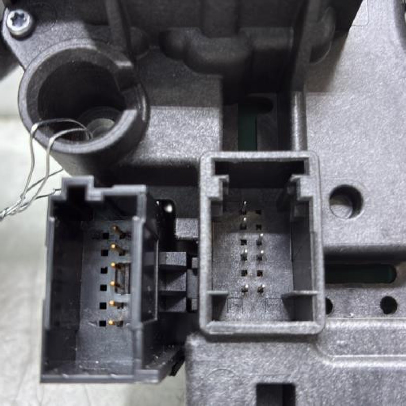 Com (Bloc Contacteur Tournant+Commodo Essuie Glace+Commodo Phare) BMW X3 F25 Photo n°7