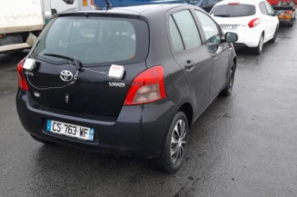 Charniere de capot TOYOTA YARIS 2