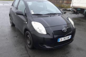 Charniere de capot TOYOTA YARIS 2