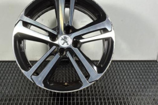 Jante PEUGEOT 208 1 Photo n°1