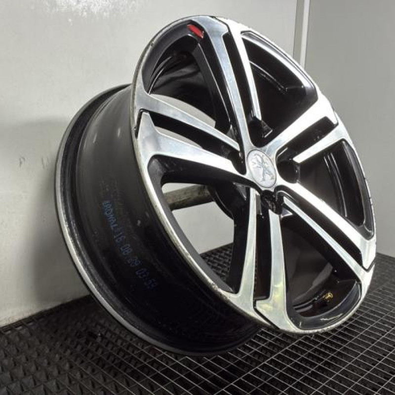 Jante PEUGEOT 208 1 Photo n°6