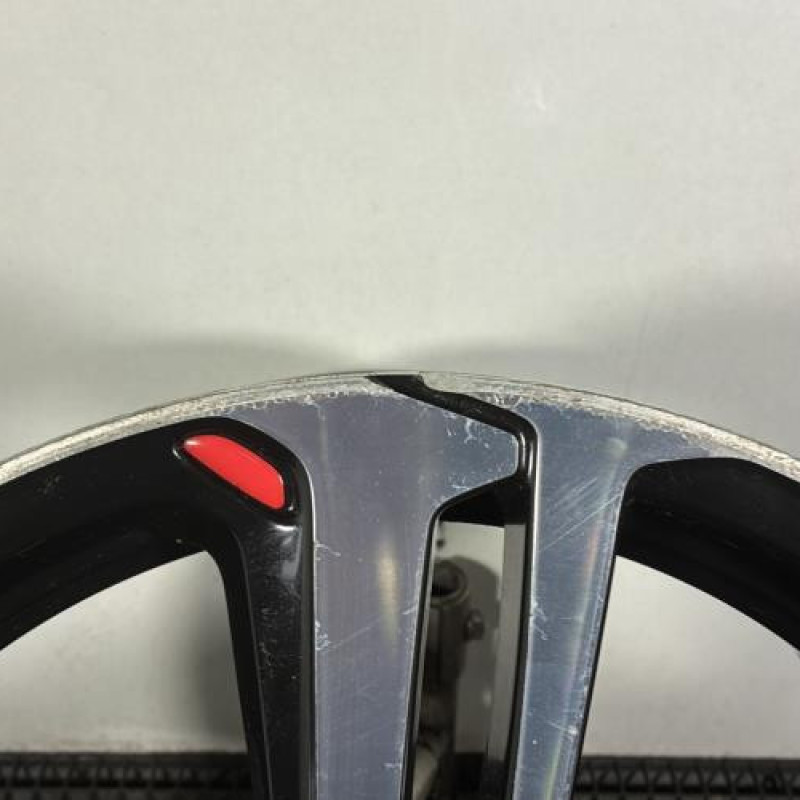 Jante PEUGEOT 208 1 Photo n°3