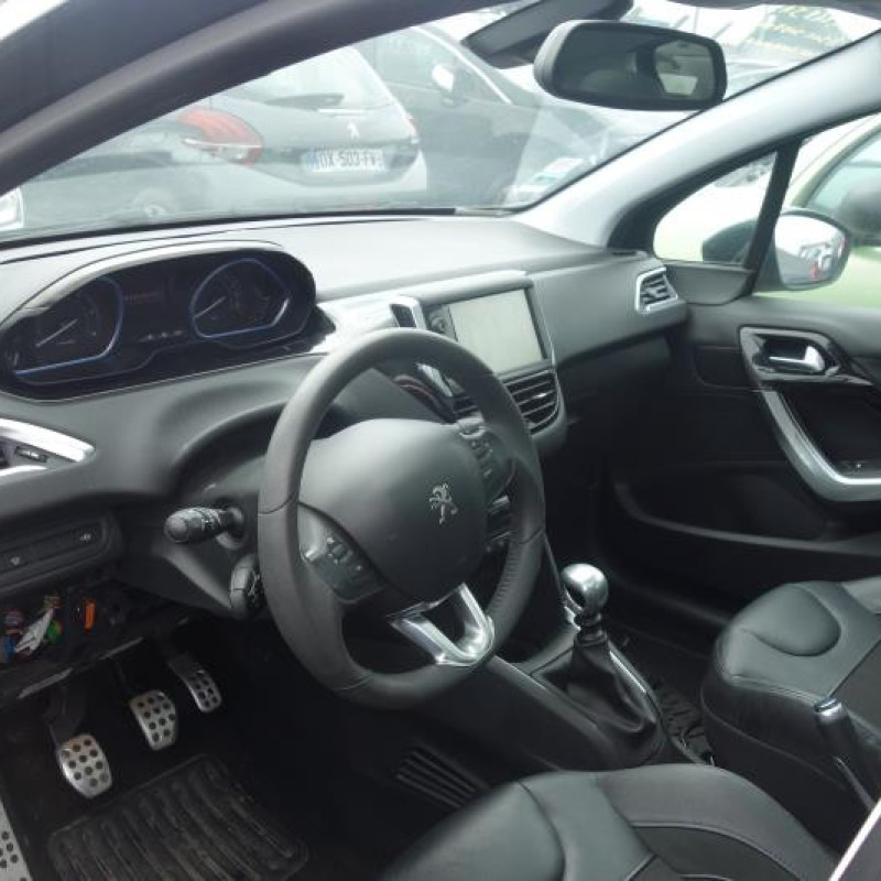 Renfort pare choc arriere (traverse) PEUGEOT 208 1 Photo n°1