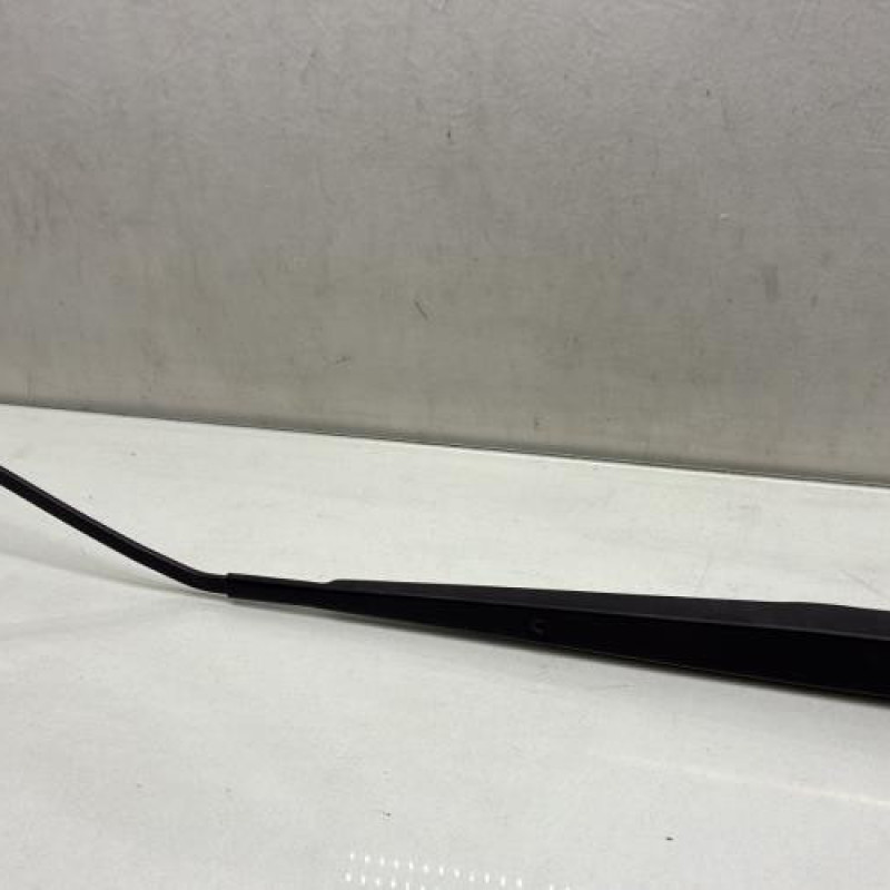 Bras essuie glace avant droit SUZUKI ALTO 3 Photo n°1