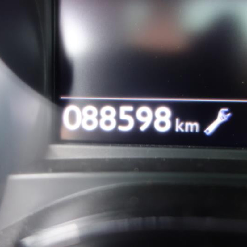 Calandre PEUGEOT 208 1 Photo n°7