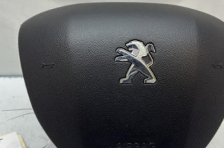 Air bag conducteur PEUGEOT 208 1 Photo n°1