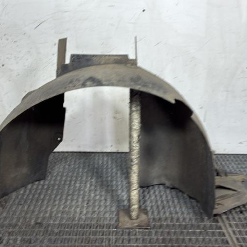 Pare boue avant droit CITROEN C2 Photo n°4