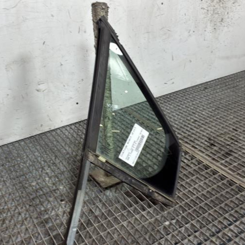 Custode avant droit (porte) PEUGEOT 308 1 Photo n°3