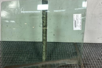 Vitre arriere gauche RENAULT CLIO 3 Photo n°1