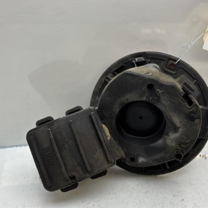 Trappe d'essence RENAULT SCENIC 3 Photo n°3