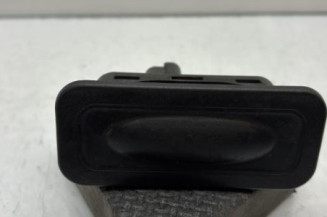 Bouton de coffre RENAULT SCENIC 3 Photo n°1