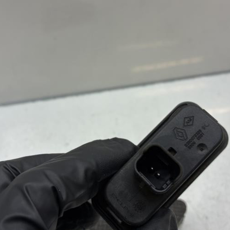Bouton de coffre RENAULT SCENIC 3 Photo n°3