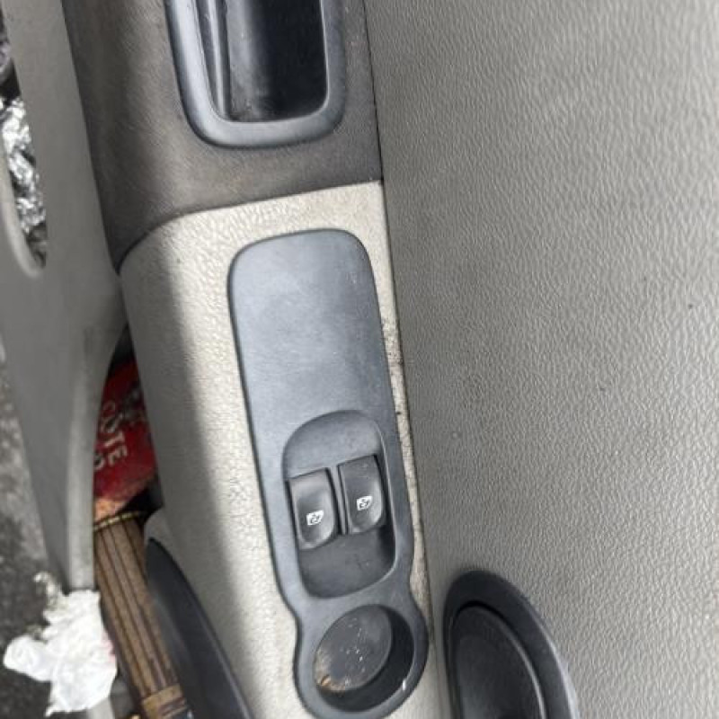 Serrure arriere gauche RENAULT MODUS Photo n°15