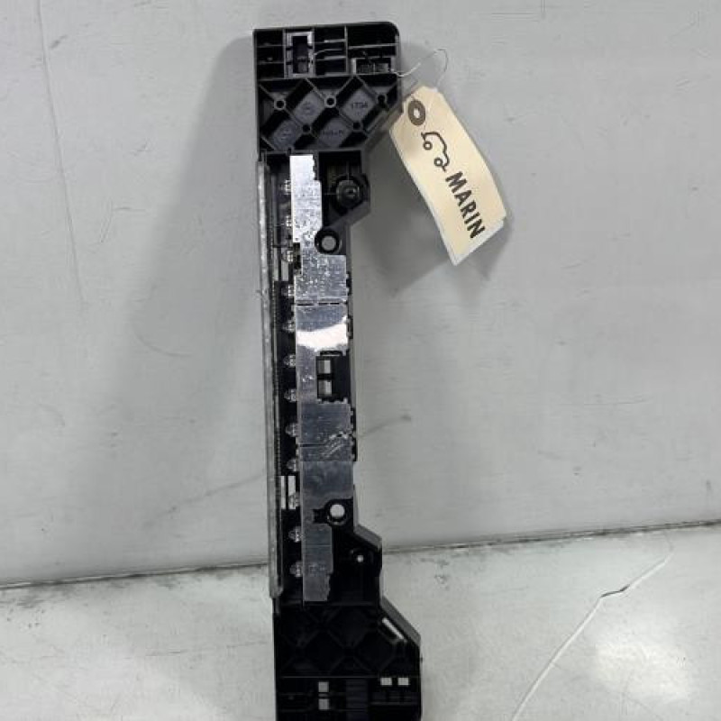 Feu arriere stop central PEUGEOT 407 Photo n°1