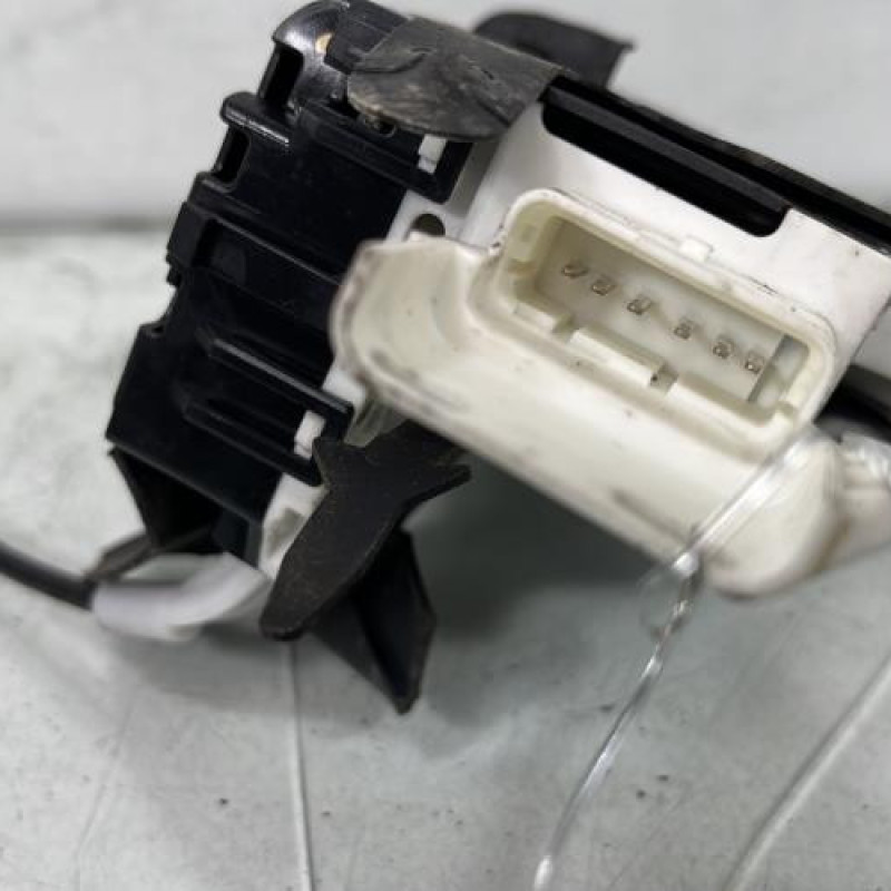 Serrure avant gauche PEUGEOT 407 Photo n°6