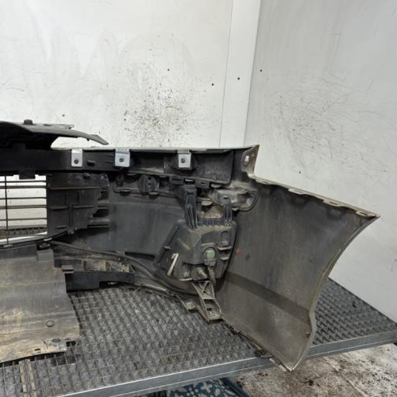 Pare choc avant PEUGEOT 407 Photo n°4