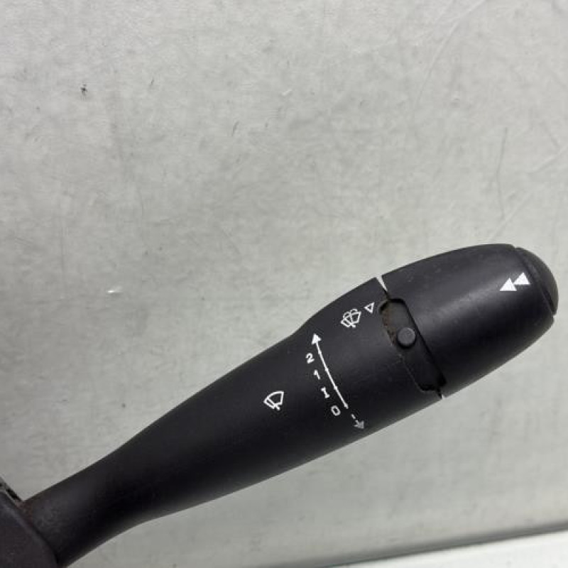 Com (Bloc Contacteur Tournant+Commodo Essuie Glace+Commodo Phare) PEUGEOT 206 Photo n°3