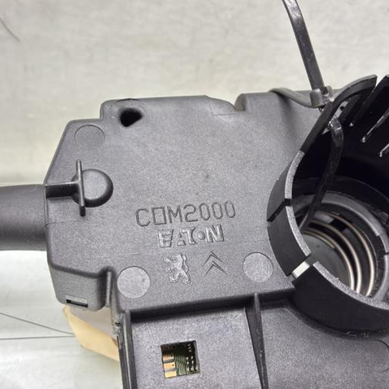 Com (Bloc Contacteur Tournant+Commodo Essuie Glace+Commodo Phare) PEUGEOT 206 Photo n°7