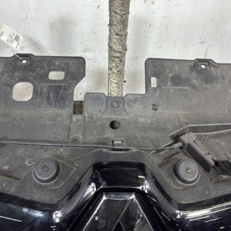 Calandre RENAULT CAPTUR 1 Photo n°4
