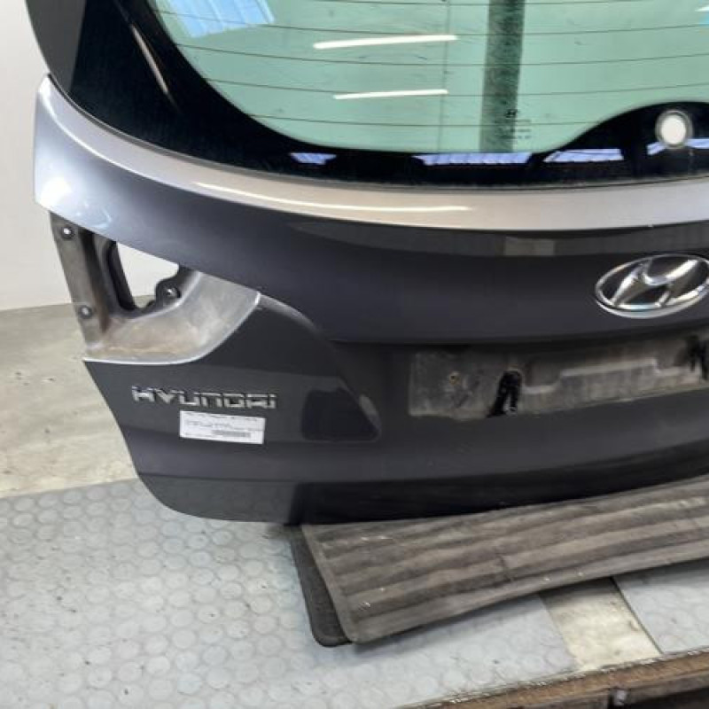 Malle/Hayon arriere HYUNDAI IX 35 Photo n°2