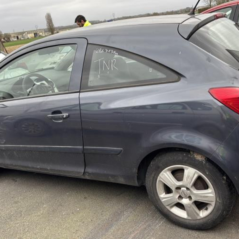 Antenne OPEL CORSA D Photo n°10