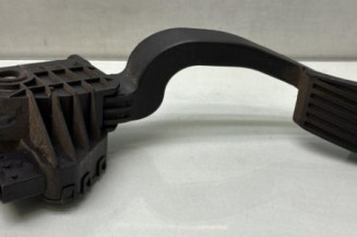 Pedale d'accelerateur OPEL CORSA D Photo n°1