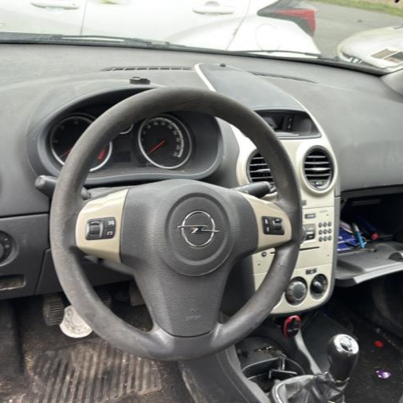 Poignee interieur avant droit OPEL CORSA D Photo n°14