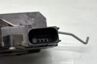 Serrure avant gauche OPEL CORSA D