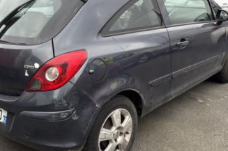 Serrure avant gauche OPEL CORSA D