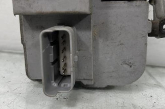 Serrure avant droit PEUGEOT 206