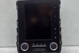 Ecran GPS RENAULT MEGANE 4 Photo n°1