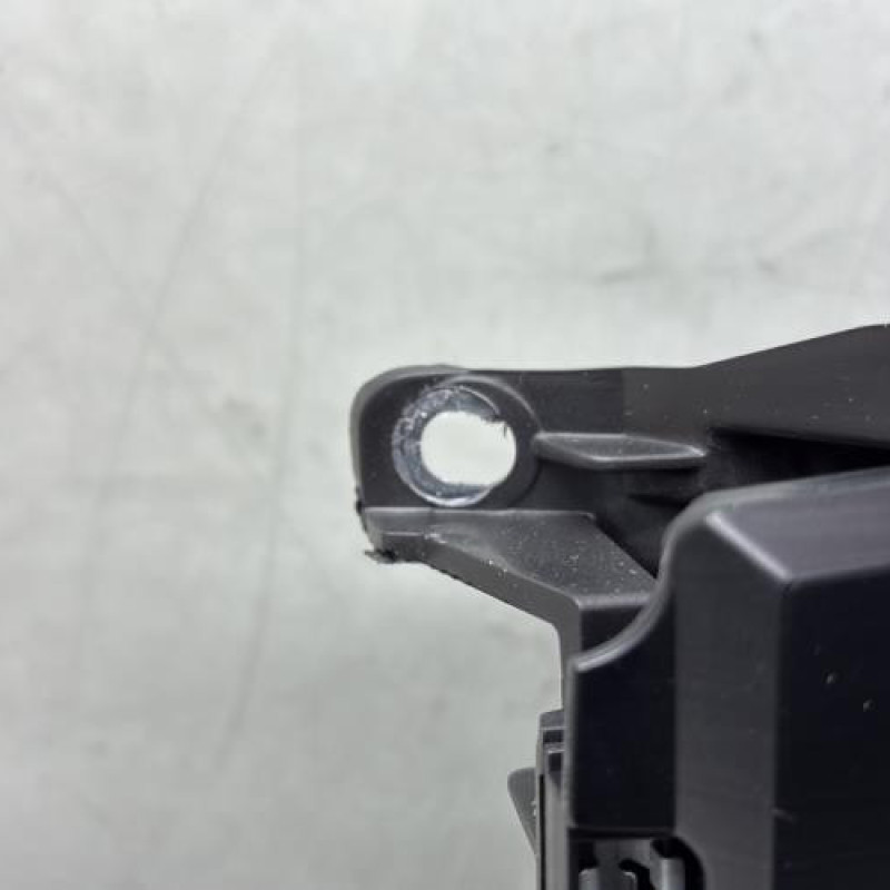 Ecran GPS RENAULT MEGANE 4 Photo n°6