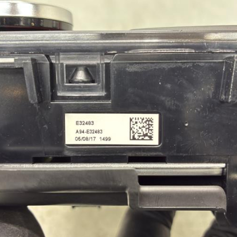 Ecran GPS RENAULT MEGANE 4 Photo n°13