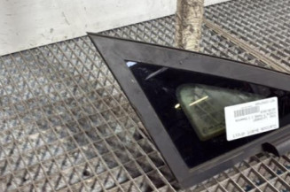 Custode avant droit FORD FIESTA 7