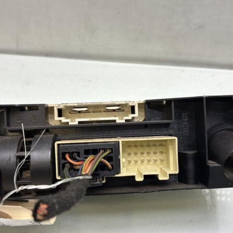 Commande chauffage VOLKSWAGEN POLO 4 Photo n°3