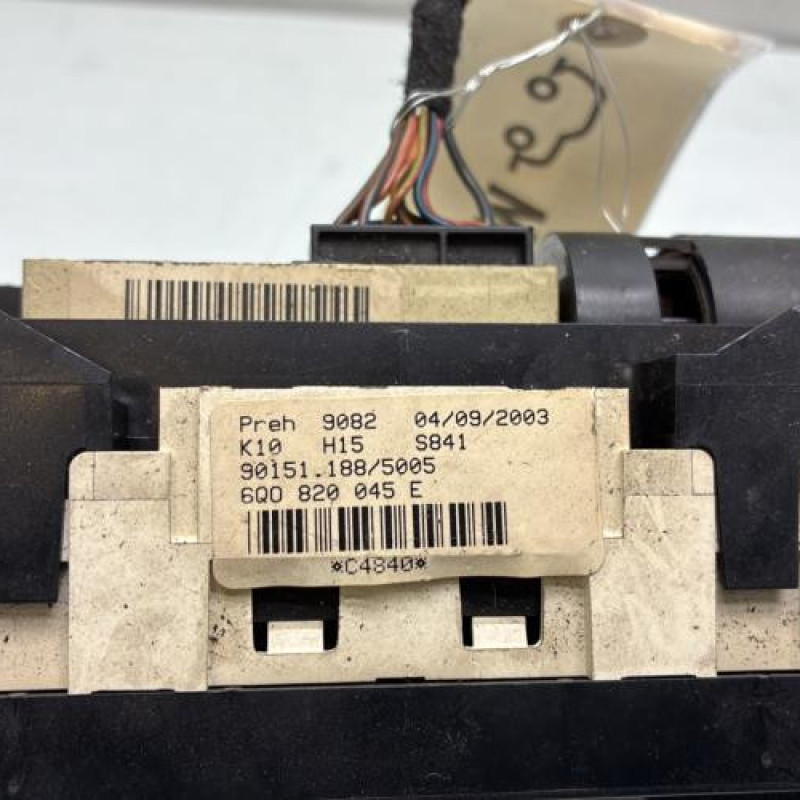 Commande chauffage VOLKSWAGEN POLO 4 Photo n°4