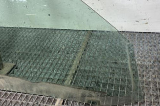 Vitre avant droit VOLKSWAGEN GOLF 4