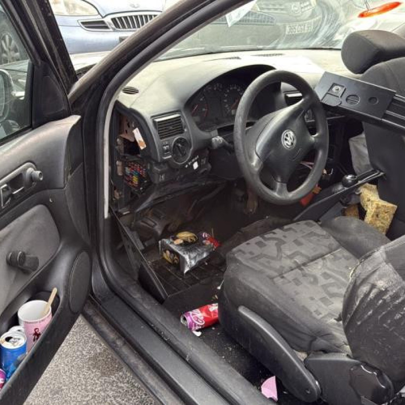 Vitre avant droit VOLKSWAGEN GOLF 4 Photo n°14