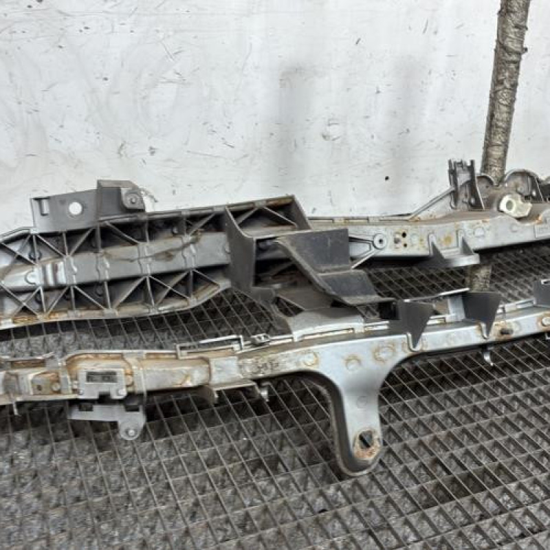 Face avant FORD C-MAX 1 Photo n°2