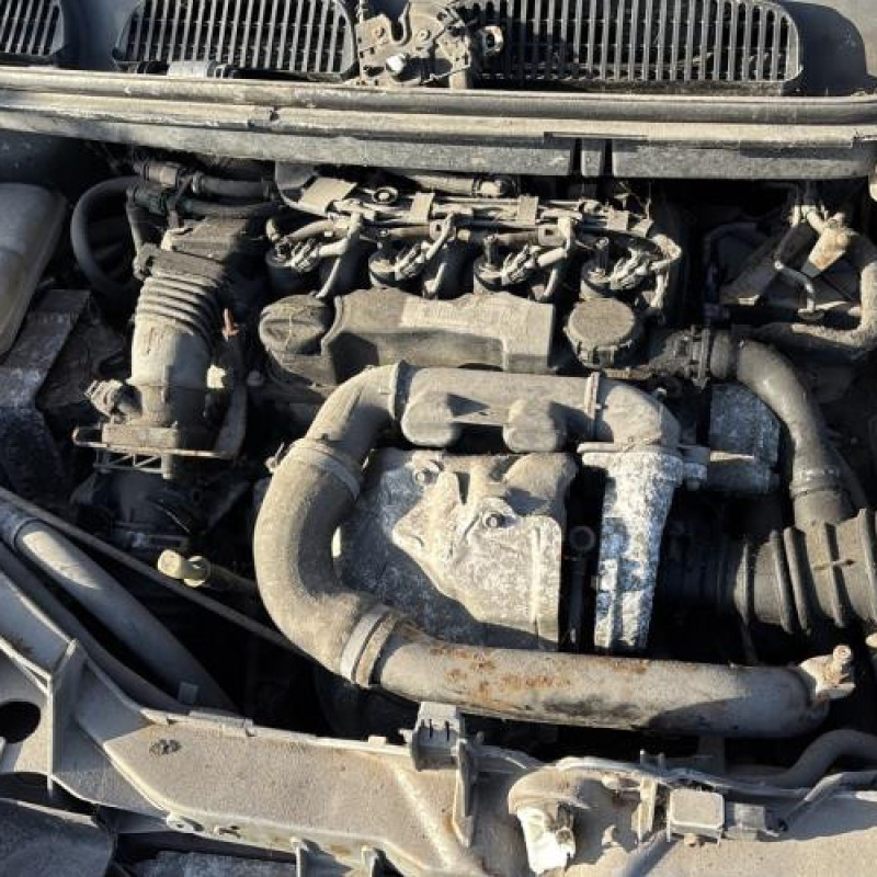 Face avant FORD C-MAX 1 Photo n°17