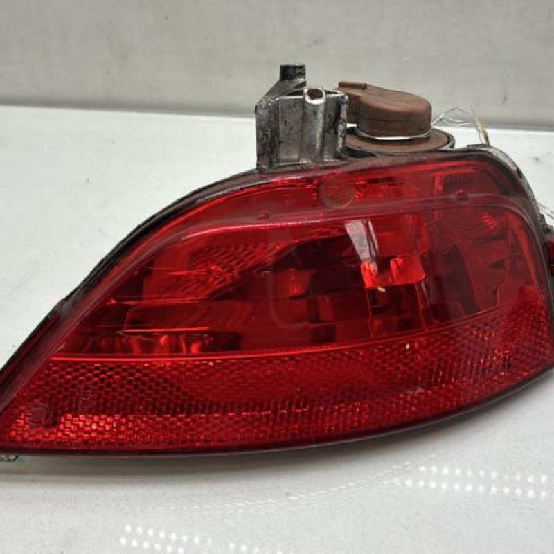 Anti brouillard arriere gauche RENAULT SCENIC 3 Photo n°1