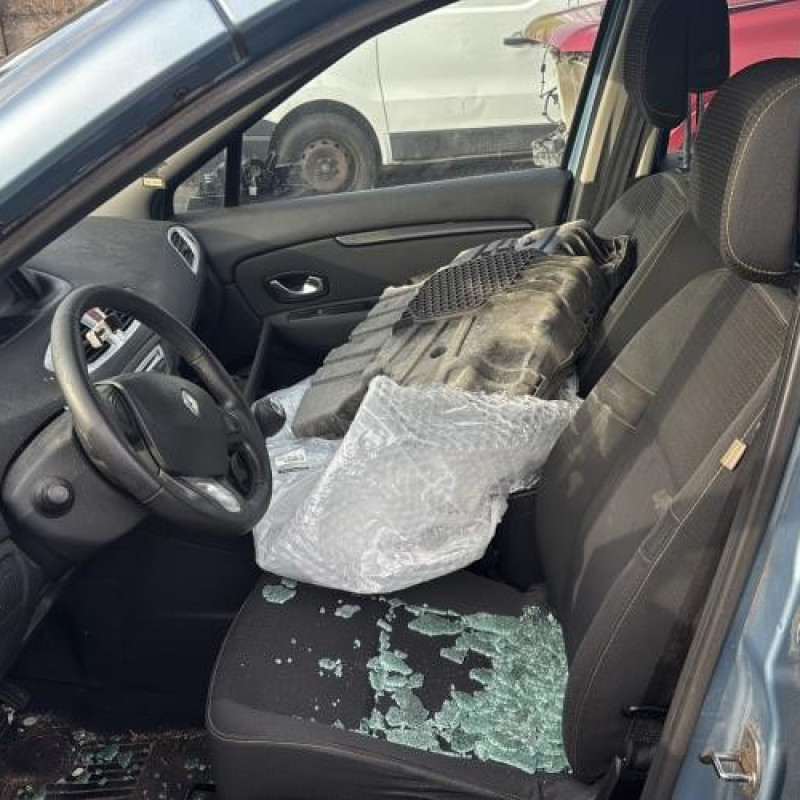 Interrupteur de leve vitre avant gauche RENAULT SCENIC 3 Photo n°16