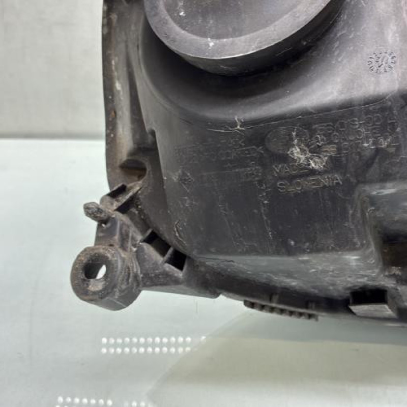 Optique avant principal gauche (feux)(phare) RENAULT CLIO 2 Photo n°5