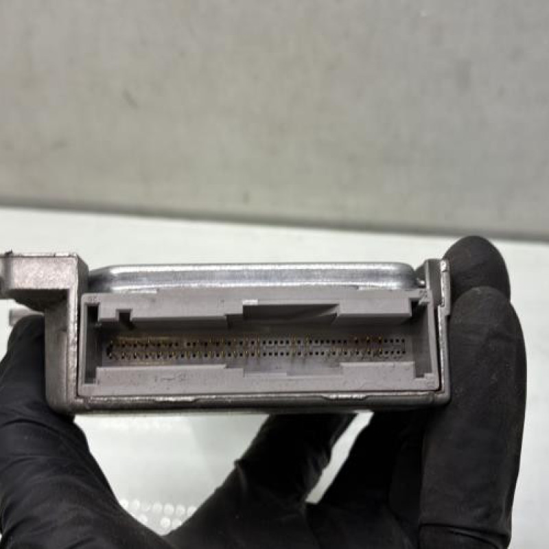 Boitier air bag RENAULT CLIO 2 Photo n°3