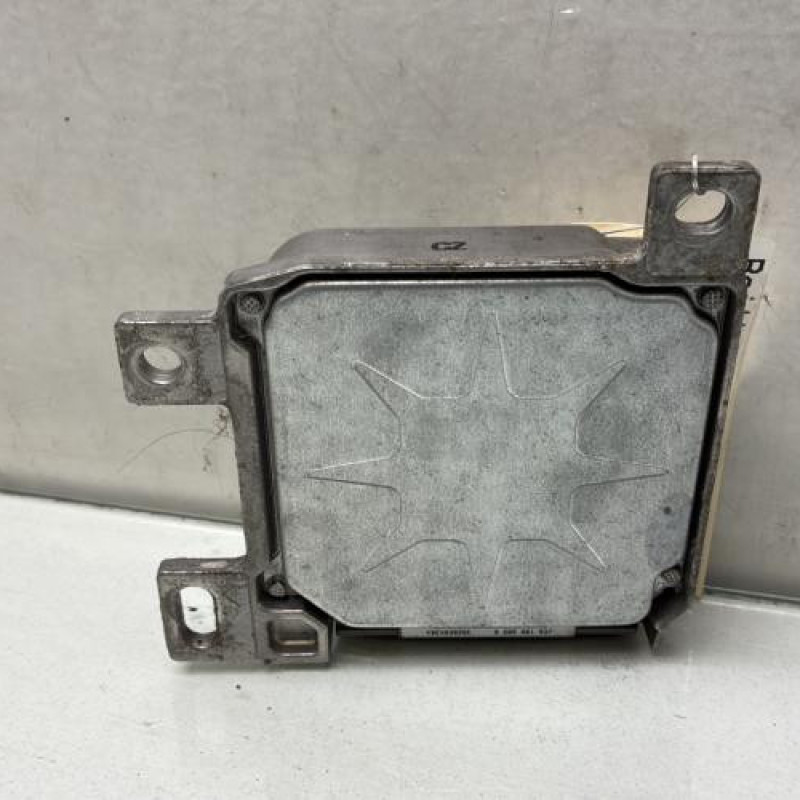 Boitier air bag RENAULT CLIO 2 Photo n°4