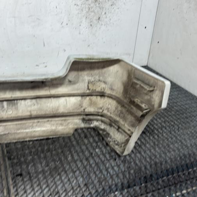 Pare choc arriere CITROEN AX Photo n°4